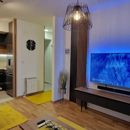 Exclusive & Modern